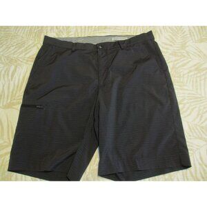 Greg Norman Golf Performance Striped Shorts 36 Black Polyester/Spandex